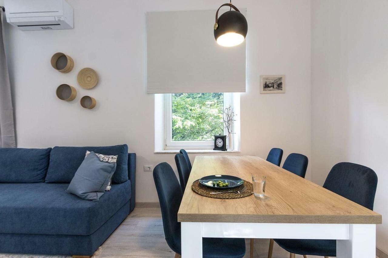 Apartmán *** Lounge Terrace With The Harbour View / Centre ***